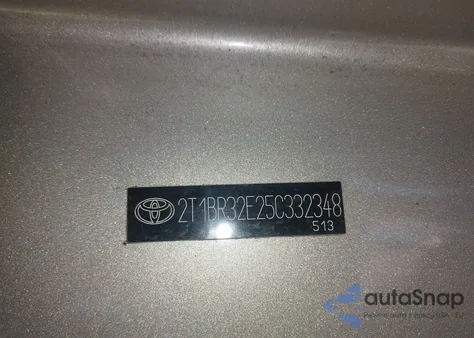 2005 Toyota Corolla Ce z USA, uszkodzony, nr VIN 2T1BR32E25C332348